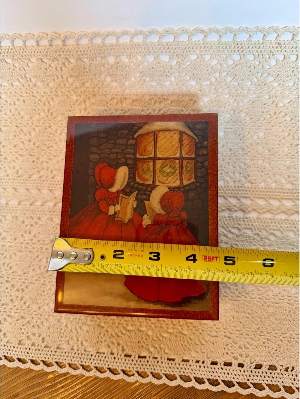 Vintage Reuge Swiss Music Box Santa Notte Christmas Carolers Wood Box